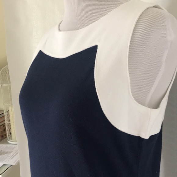 IZOD GOLF DRESS. - Picture 3 of 7